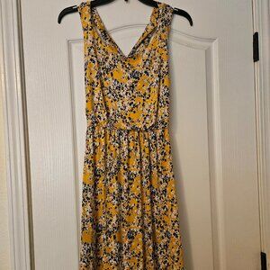 Kaileigh Yellow Floral Sleeveless Cross Back Summer Dress Size M